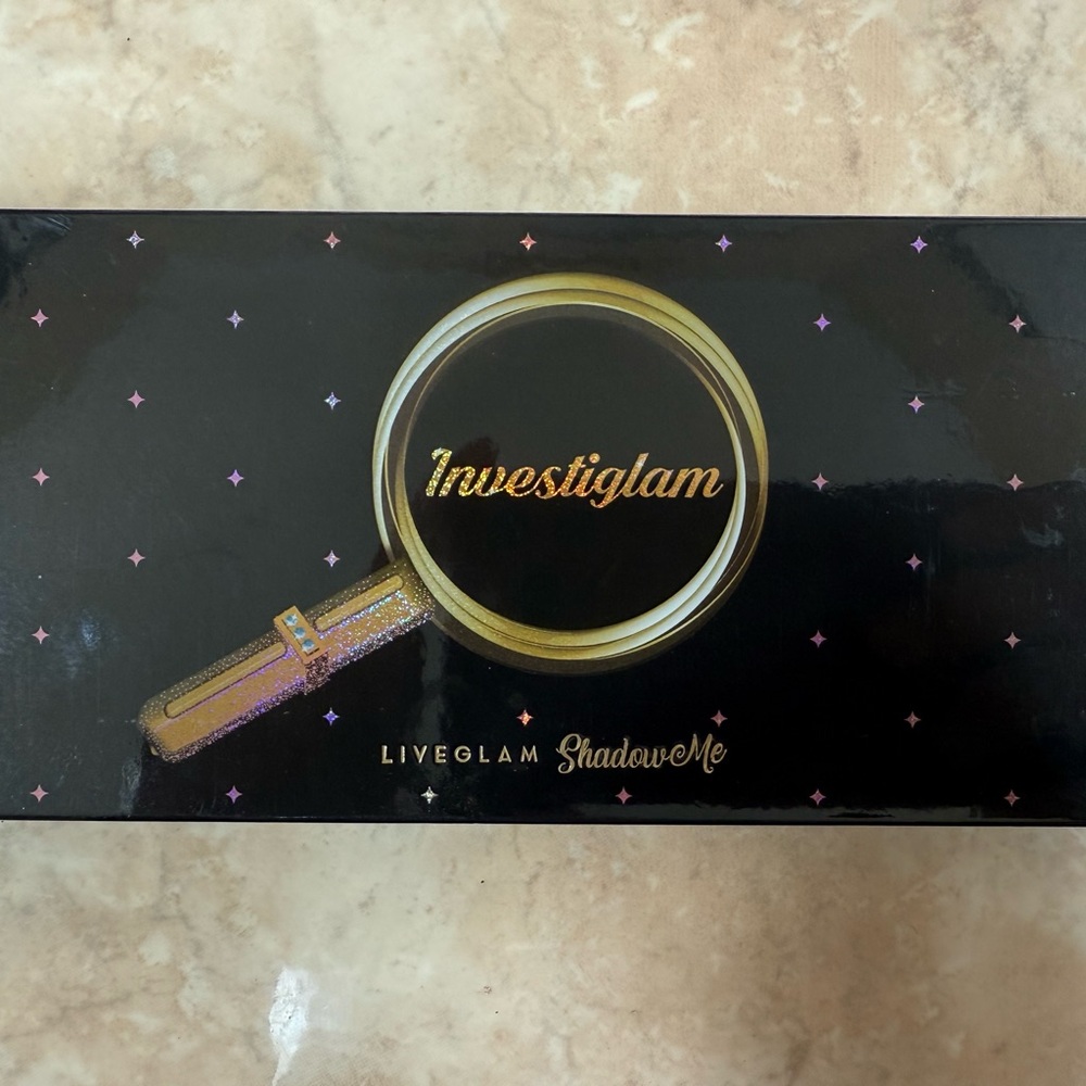 Liveglam “Investiglam” Eyeshadow Palette